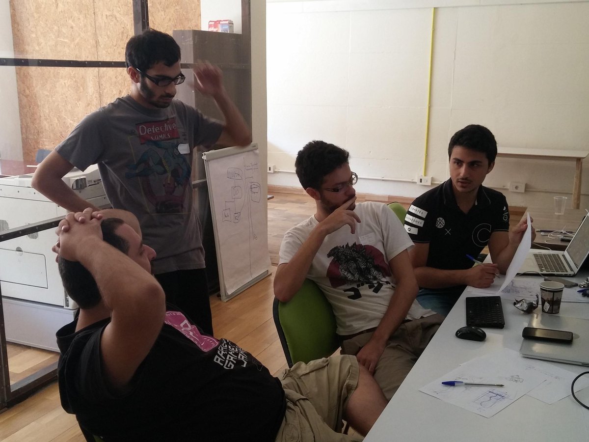MEGAplayco's tweet photo. #MEGAgamejam mentoring! Industry veteran @zixofranic from @WixelStudios mentoring team Groovy Antoid! http://t.co/9pkb3OFqPA
