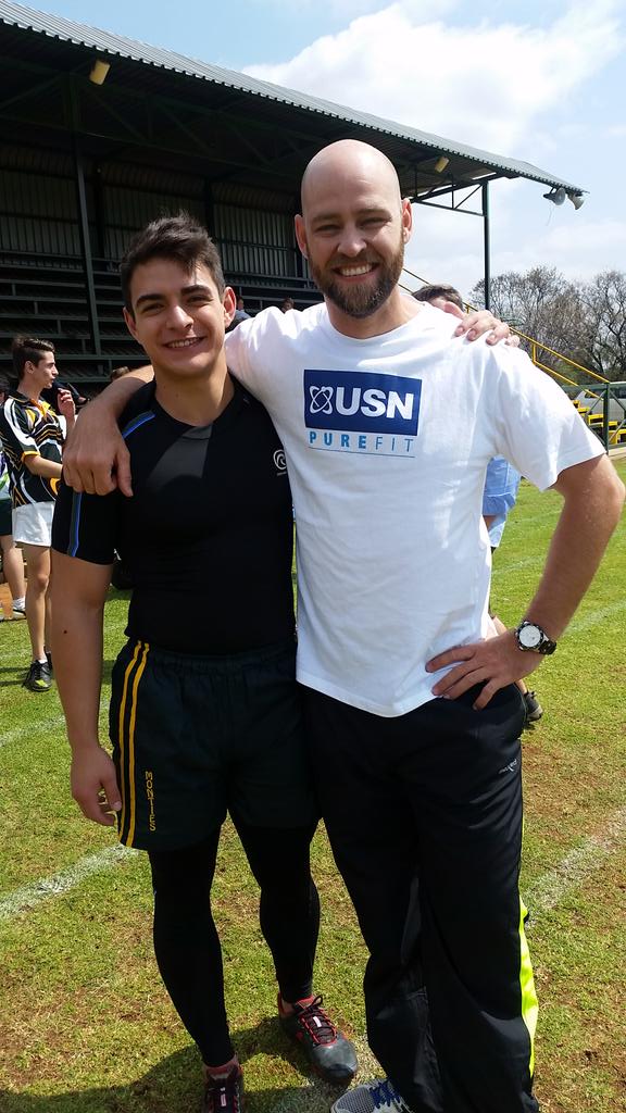 MignonMossie's tweet photo. Ons is trots om @Rehband_SA en @USNSA op die stel te hê... @DeanreReiners @TheCharlieGuy http://t.co/EYH37B88C4