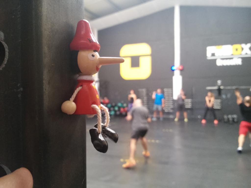 inotentrena's tweet photo. Ya estamos todos los buenos, fantástica mañana en @FiiBox_CrossFit http://t.co/5aXN1Bde2Q