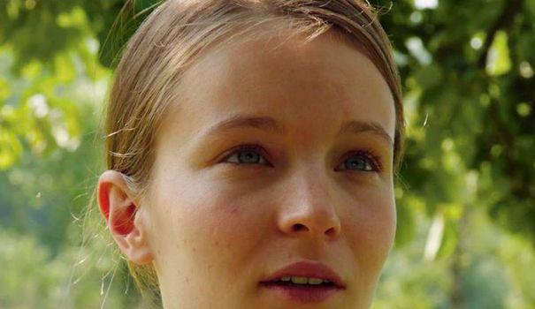 Diane Rouxel, de Larry Clark et Emmanuelle Bercot à Fou d'amour ebx.sh/1iWPlEc