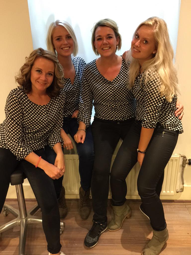 Onze nieuwe bedrijfskleding!! <a href="/ModeinBolsward/">Mode in Bolsward</a>
