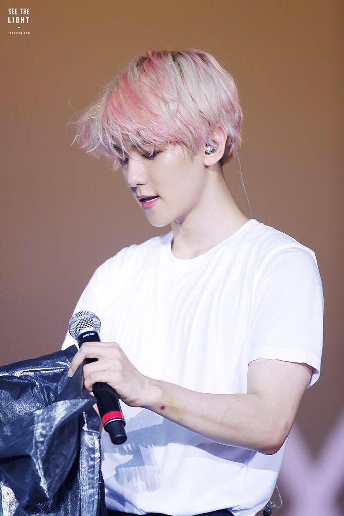 b4ekbee's tweet photo. you are such a precious child. 소중한 아이 http://t.co/dEFh6Oc3H1