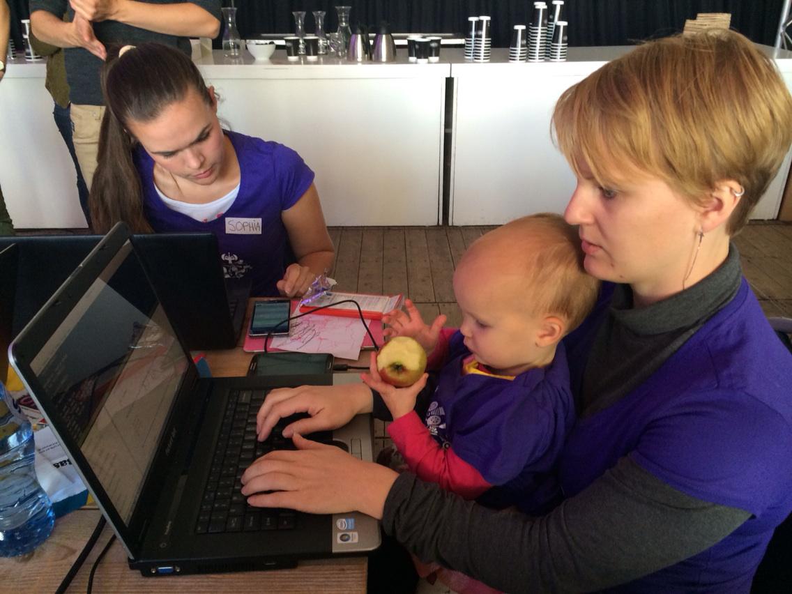 Probably the youngest Django Girl ever! We like!! <a href="/hollandwebweek/">Holland Webweek</a> #djangogirlsgr