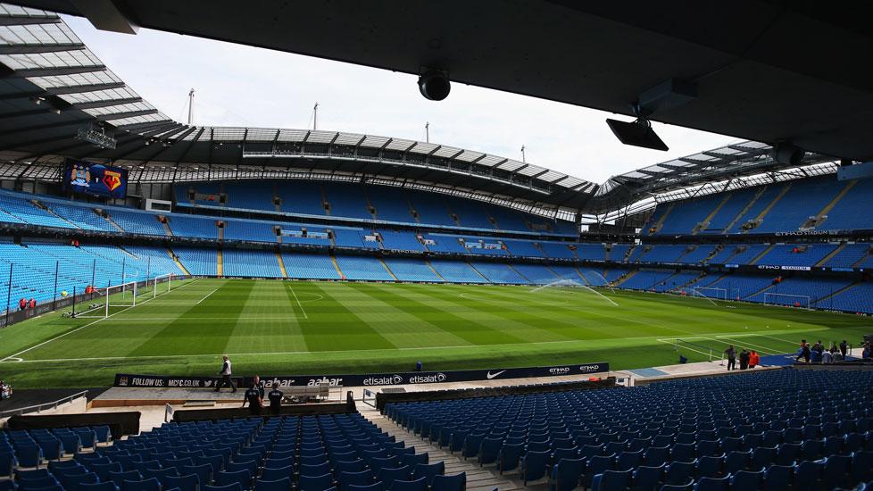 WestHam's tweet photo. PREVIEW: Team news, match facts, key stats and more are all in our extensive match preview http://t.co/ooGs9mMSNK http://t.co/4a7RPbibmO