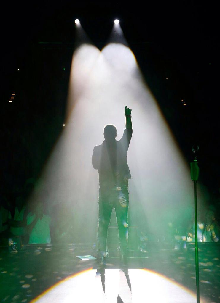 antoniorozco's tweet photo. Allá vamos #Talavera !!!a las 22h en la plaza de la Comarca!!! Que no me falte ni uno que os tengo contaos!! #Origen http://t.co/nksfqXGS3k