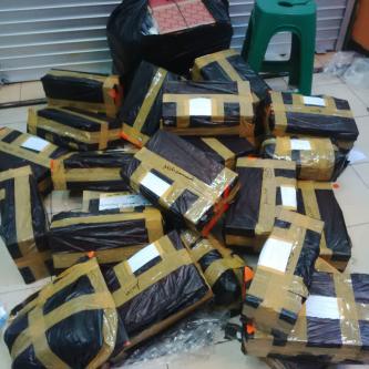 AgusJersey's tweet photo. Lumayan....yuk yg mau order jersey dan sepatunya. Add 2386512B http://t.co/hew8LmbMPa