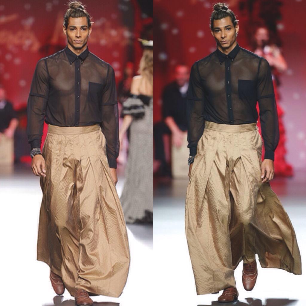 aaron_V_diaz's tweet photo. #francismontesinos #MBFWM15 #soncositas http://t.co/mNKO6cErUo