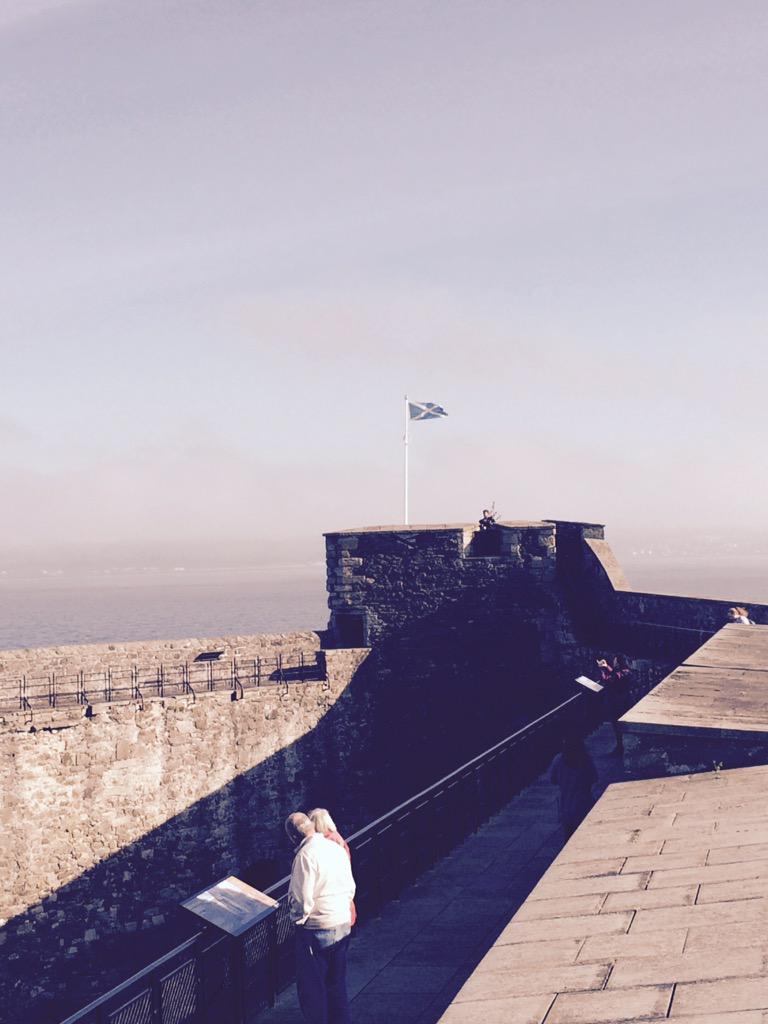 lenc114's tweet photo. @clansandcastles @mariapwl18 @MzLiz61 @FWPamela #Blackness Castle #Outlander #prisonscene http://t.co/rBsW7v3TDn