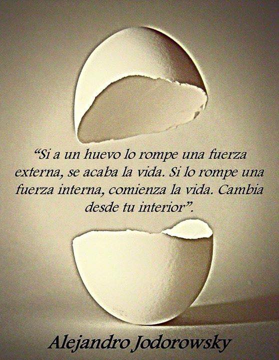JungYPsicologia's tweet photo. Cambia desde tu interior. @alejodorowsky http://t.co/5VjfqA4FLr