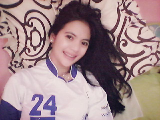 Ga' mau sih dipakai bunda "<a href="/reisya_lalalita/">Reisya Sadiyo</a>: Tinggal pake jersey PSM Makassar aja yg blm yah <a href="/Muhammad40Fadly/">Fadly.muhammad</a> ���� "