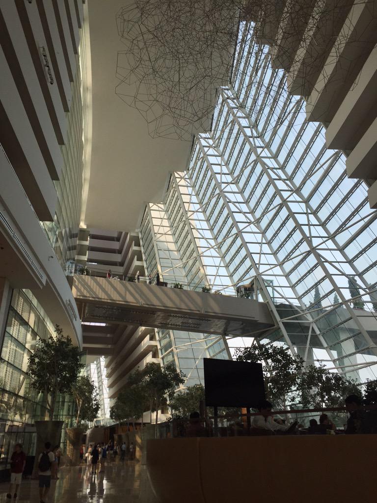 HalcyonEventsF1's tweet photo. Inside the @marinabaysands #hotel at #SingaporeGP one of the premium locations for this exciting #GrandPrix #F1 http://t.co/HjCyCsbj1E