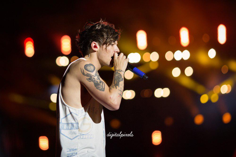 louisnailler's tweet photo. Ради этого солнышка 🌞 
1RT=1VOICE
#RT #EMABiggestFans1D http://t.co/PQljSEIbG7