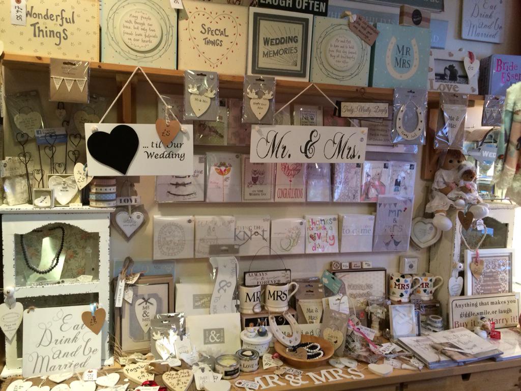 Last minute wedding gift? We've got it covered! Free gift wrapping and ribbon on every purchase! #wedding