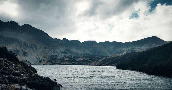 Stream2Sea's tweet photo. Just Pinned to Living Wild: #dolinapieciustawow #D5SP #5 #wielkistawpolski #tatry #tatra #… http://t.co/pd7C0axMZ0 http://t.co/V2CgNp9gsp