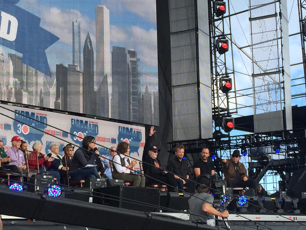 #FarmAid30 kicking off in Chicago. Keep up the great work, <a href="/FarmAid/">Farm Aid</a> !!!