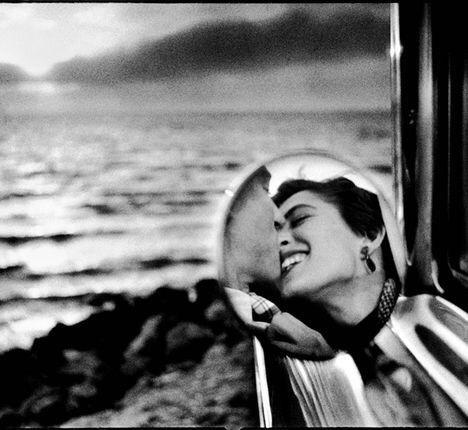 Over my shoulder
In my rear view mirror
A backwards glance
Of how love's
Supposed to be
Before reality

#ashverse