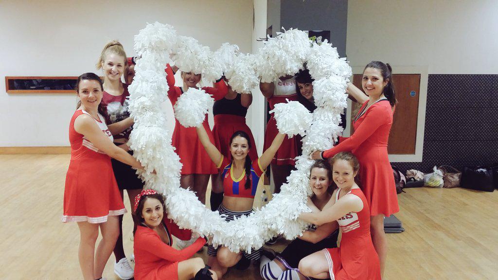 SimonaCheerCo's tweet photo. Beautiful #cheerleaders at Shirin's #hendo in #Oxford 😍 @CheerleadingCo @sarasheibani @daniellecurran1 @pearce_ruby http://t.co/jXn0kKPFda