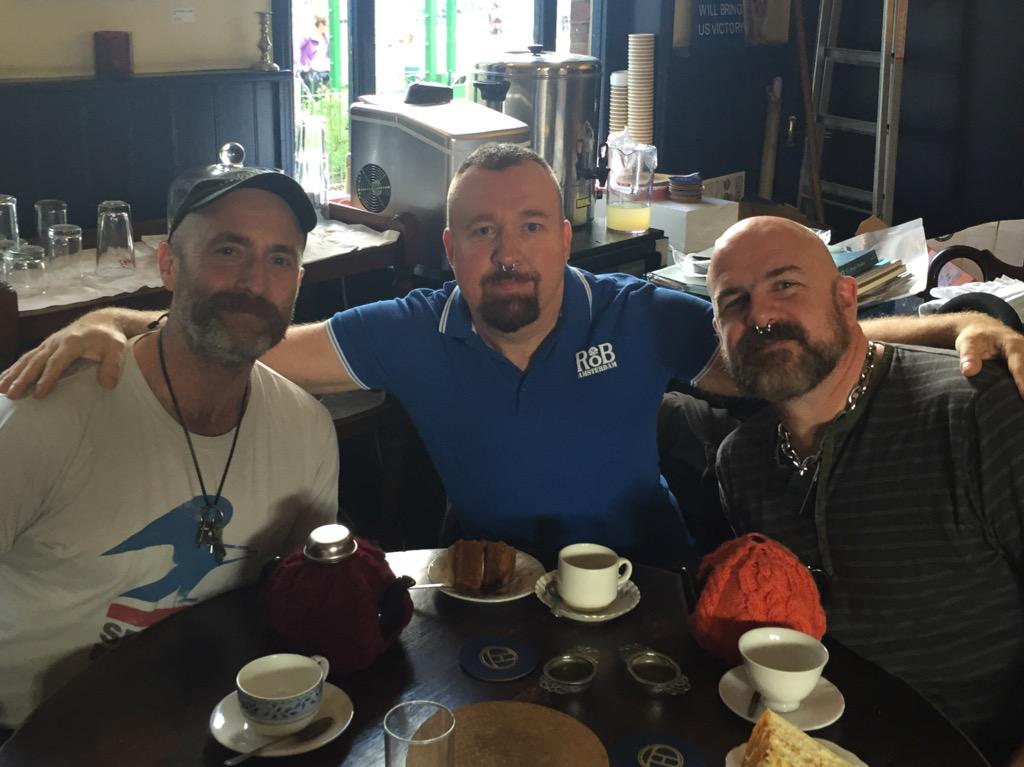 DomQxote's tweet photo. Just had British #lowtea with @CigarPigSir and @SteffenVossXXX. Great chat about life, our community & #leatherfuture http://t.co/9KmoTAX4zA