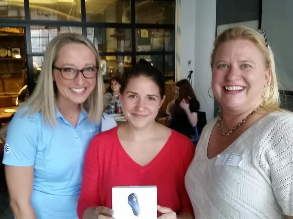 AvalynJackson's tweet photo. @maoska10 winning the 1st prize of the day at NYC #ATTHACK #WITHACK @GirlsWhoCode @EFBoard http://t.co/bTVpMzaB18