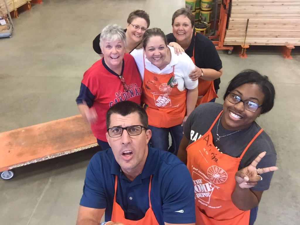 Depot6920's tweet photo. @HomeDepot #ServiceSelfie http://t.co/jcoNO35m4P