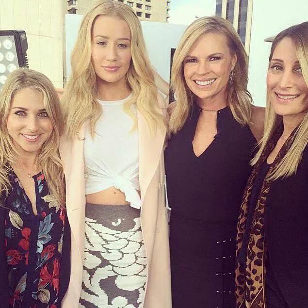 rolexazalea's tweet photo. Iggy selfie with a fan after the interview. http://t.co/V1Z4Fer87G