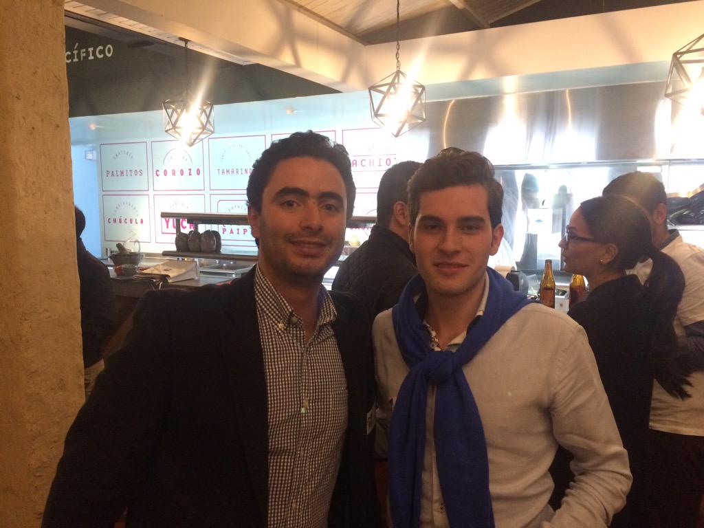 DrinkaboutBOG's tweet photo. Gran cierre #ColStartup2015 Gracias @col_startup @Uber_Col @WayraCo @INNovativaCol y #SocialMente por su apoyo!! http://t.co/7gQXdc6dF6