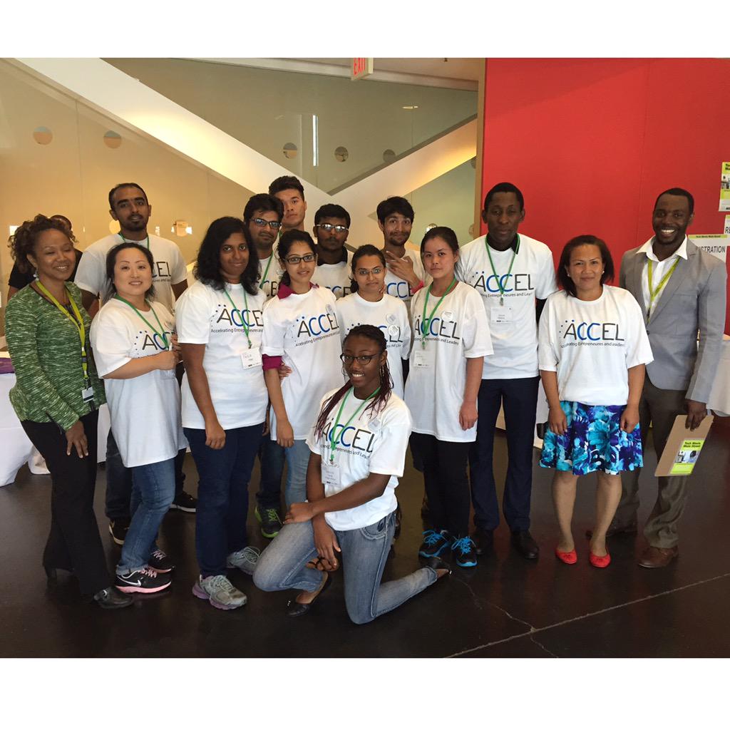 ACCELCC's tweet photo. The awesome volunteering team #techmeetsmainst. Thank you !!!! http://t.co/CoXreH88BB