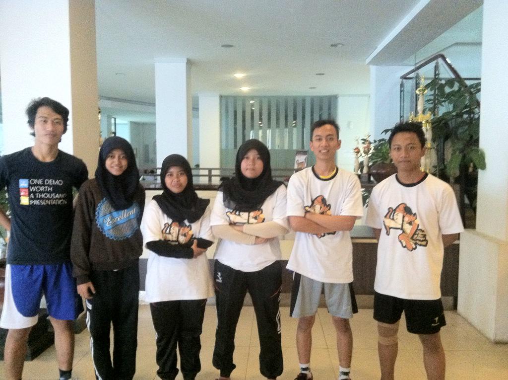 Hari ini tadi telah berlaga di OB 2015 atlet2 bulutangkis, nanti hari senin masih ada partai Ganda, 12.50 WIB di UBSC