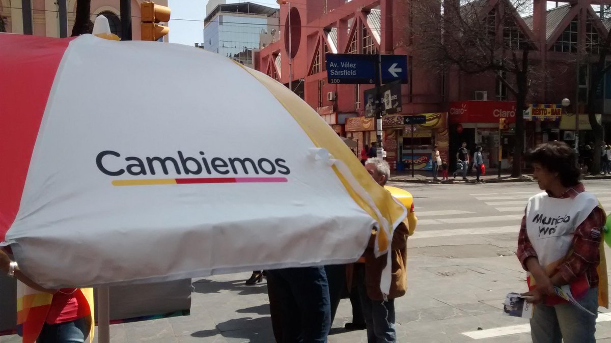 JProCba_'s tweet photo. Tenemos la oportunidad de poner al país en marcha. Sumate y forma parte del cambio #Cambiemos http://t.co/5LKYr4eWKz