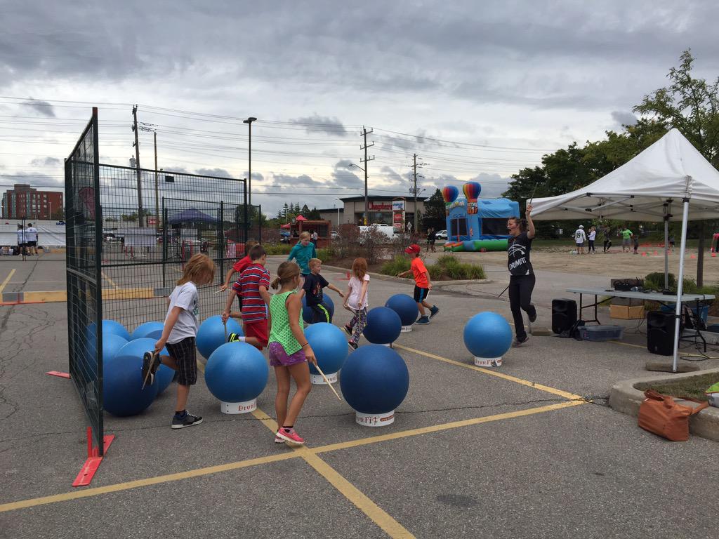 drumfit's tweet photo. Having tons of fun with families @FHFWR!  Come and join us for lots of fun &amp; events!  Bring your #foodbank donation! http://t.co/jTwht9NAaO