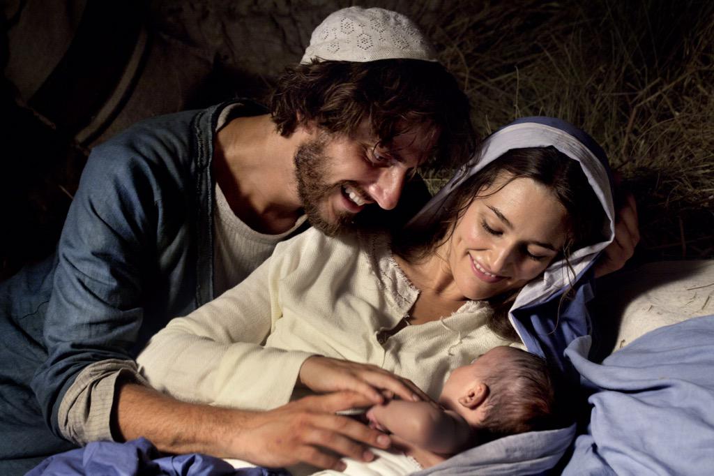 NazarethNights's tweet photo. "What happened in those 30 years in Nazareth can thus happen to us too" - @Pontifex #returntonazareth #catholicstl http://t.co/YxcPy3pwIL