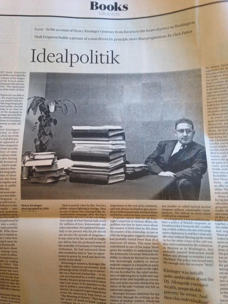 VJacobergerL's tweet image. #chrisPatten @FT  #Kissinger  by @nfergus , by Lord Patten Not quite the diplomat ! #press #book @PenguinUKBooks