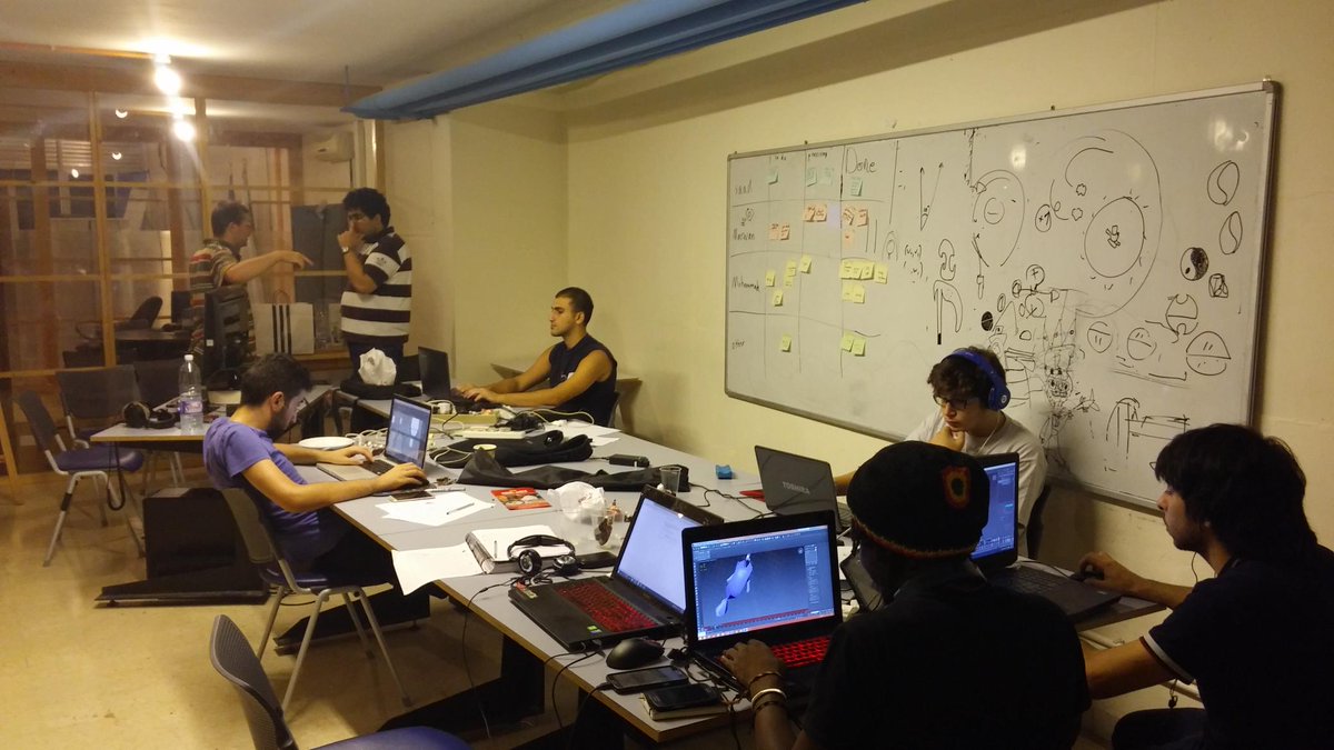 MEGAplayco's tweet photo. #MEGAgamejam 26 hours in! This room needs some air... #stenchofgenius @altcityme http://t.co/1z3l49v74p