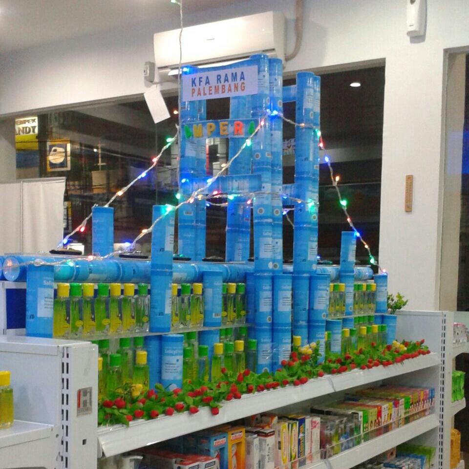 Jembatan ampera di apotek kimia farma rama palembang #fitocare #salisylfresh