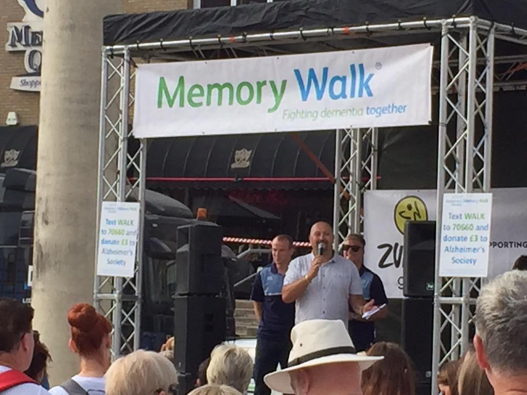 jacimelita's tweet photo. Memory Walk Cardiff Bay @BRORADIO amazing charity http://t.co/Ntn39LB3nw