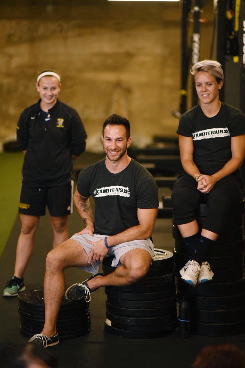SportsEmpower's tweet photo. Thanks @LoriLindsey6 and @CarmenSturniolo for working the #GSMP2015 HARD at @AmbitiousAthl last night! #empowerwomen http://t.co/lwSnd7eZe3