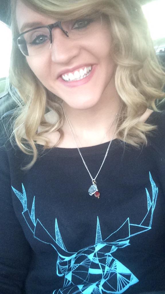 StephM4Real's tweet image. #selfiesaturday with my @WildAsWolves sweater. seriously my new favorite article of clothing.