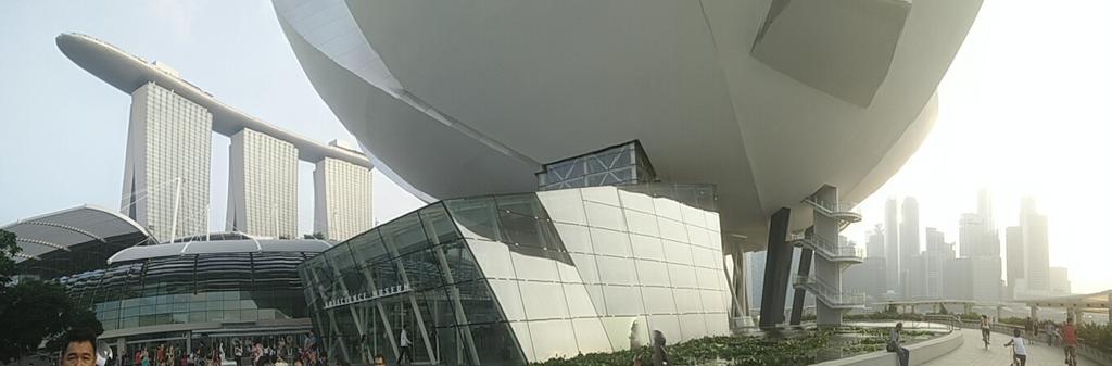 Enjoying our last day in Singapore before our flight back home #revupInSingapore