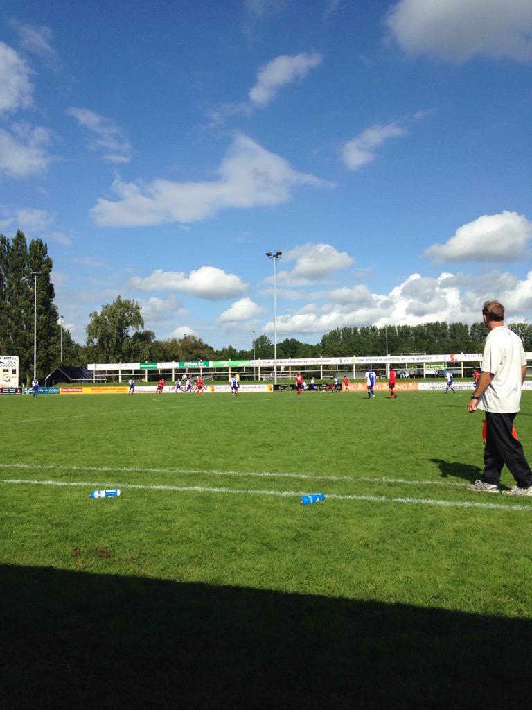 Roda46A1's tweet photo. Begonnen Elinkwijk-roda46 http://t.co/iOf0KBiZCW