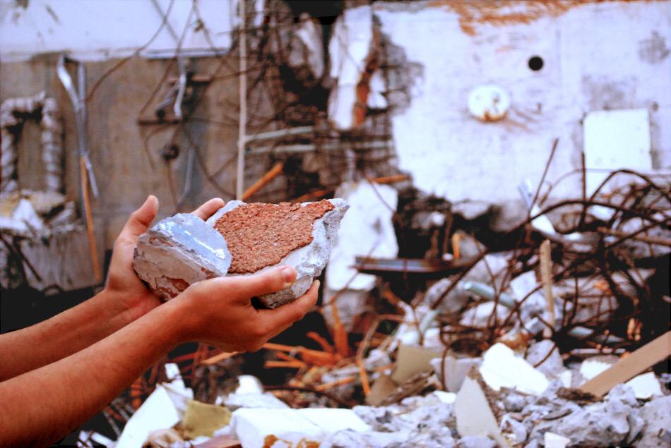 Proyectamemoria's tweet photo. Haz un aporte puntual o mensual y apoya la reconstruccion emocional  del norte #TerremotoChile http://t.co/l2nBgkpBfa http://t.co/KHejhz1h7m