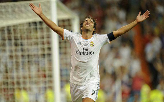 GOAL_ID's tweet photo. #CR7 tertinggal dua gol dari rekor gol Raul (323 gol) untuk #RealMadrid - http://t.co/xG64EfReZz #MatchdayGoal http://t.co/oGk1RaCfc9