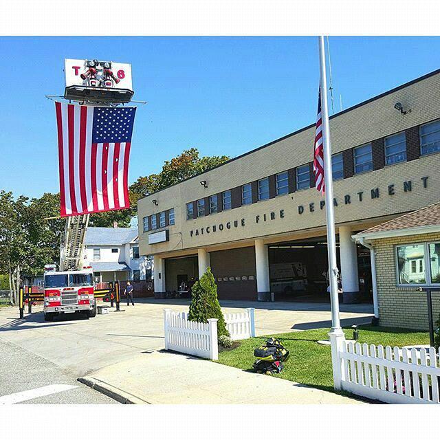 AFireStation's tweet photo. Found this cool photo, not mine 🔥 FEATURED POST 🔥
By @bmclyne "#PatchogueFD
FEATURED POST .
● Must follow @chief_… http://t.co/nYCKAMTj5o
