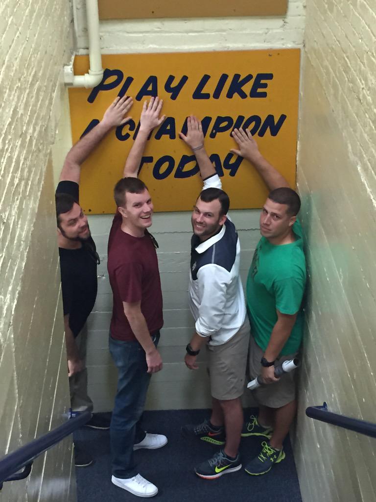 PatTamasitis's tweet image. #GoIrish #Team127 #BeatYellowJackets