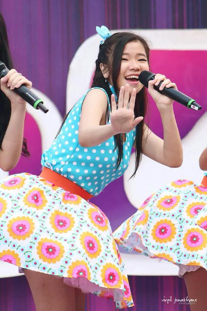 srihst63's tweet photo. "Rt @SupporTeens_CLP: #TeenebelleAtInbox http://t.co/3hRdzb1plu"