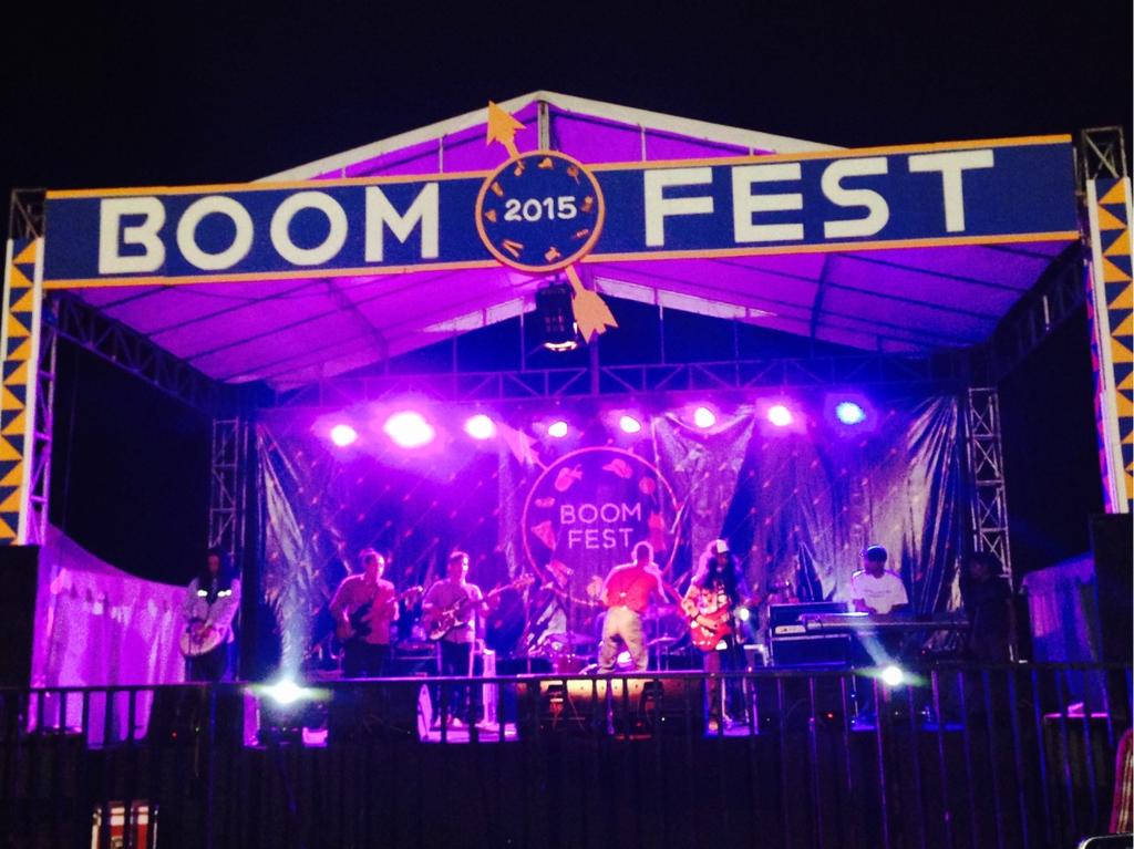 infobogor's tweet photo. On #BOOMFEST2015 stage now @Cocktailsjammin ! Mari berdansaaaaaa #Bogorian di @BOOMfestbogor ! http://t.co/qc9NgJijws