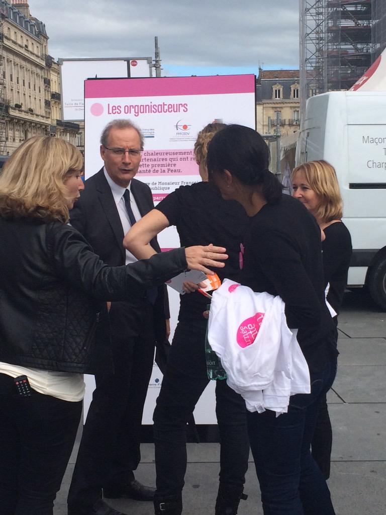 jsdp2015's tweet photo. Visite de @NicolasBrugere adjoint au maire de #bordeaux en charge de la #santé et des #seniors #jsp2015 http://t.co/AAsDtKtZIE