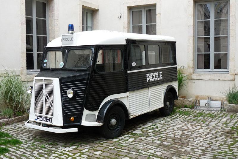 [Photos] Les citroen de la police CPRQ3mNWoAAABxf