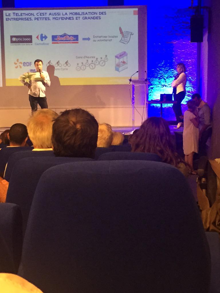 Telethon_ForceT's tweet photo. La parole est à Serge notre partenaire Optic 2000 présent pour le #TELETHON2015 http://t.co/ONhLY2iEXv