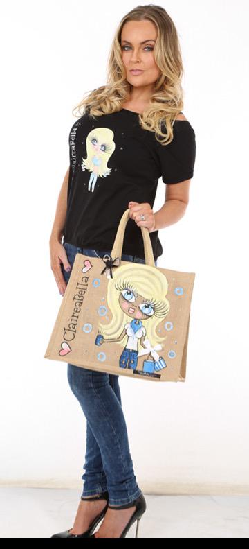 Join me TONIGHT at 8pm for the chance to win 1 of 3 #ClaireaBella bags just RT & Follow me & join me at 8pm 💗 #Win 💗