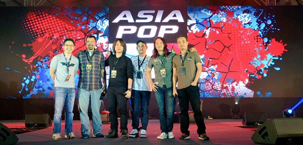 cosplayph's tweet photo. #APCCManila - Earlier at @AsiaPOPComicon #Local #ComicGuests ๐ท http://t.co/Ys26pCSVNs